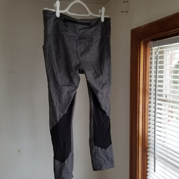 Lululemon Pace Rival Crop Leggings - Picture 2 of 3